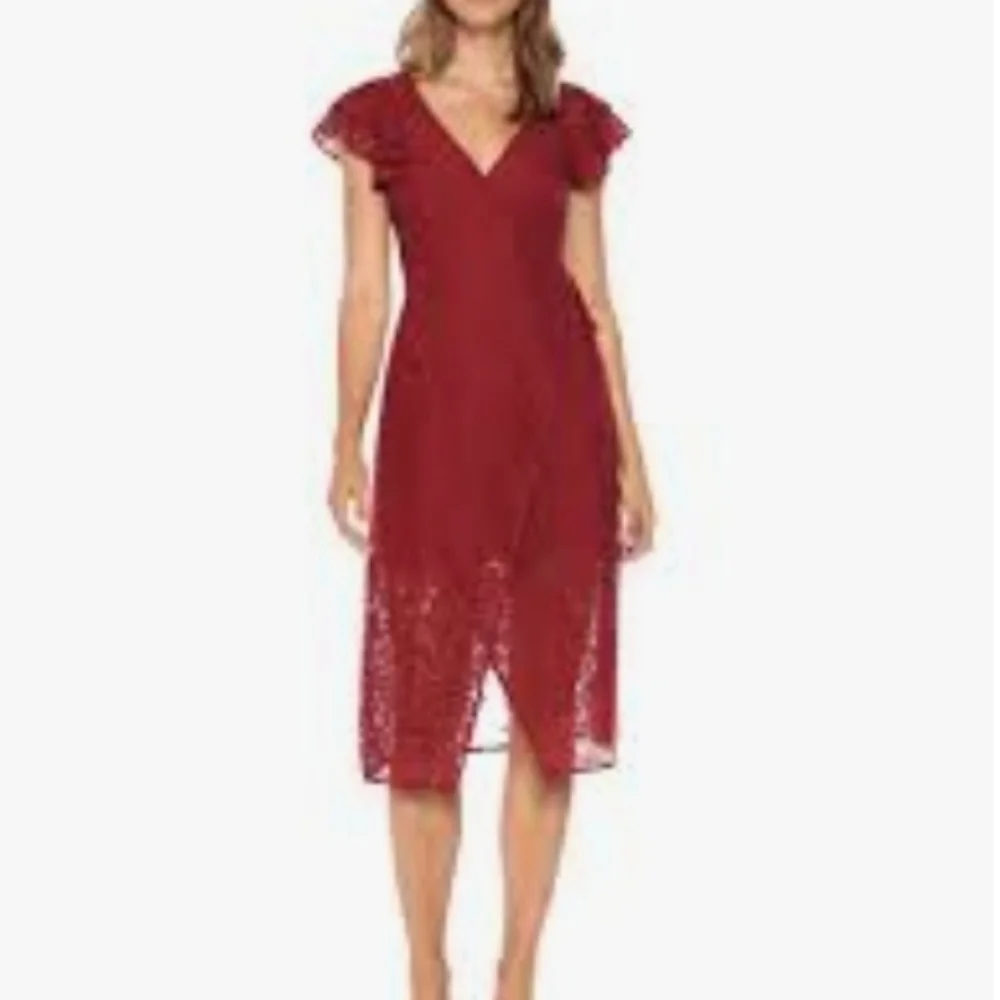Ali & Jay | Laces & Paper Flowers Ruffled Short Sleeve Midi Wrap Dress XSMALL